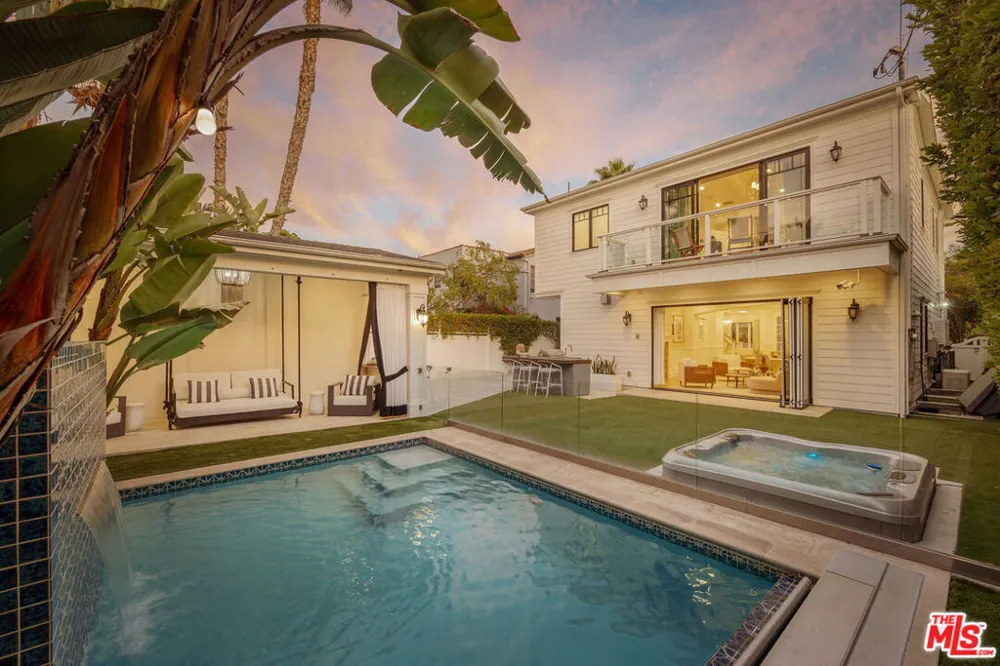 6227 W 5th Street Los Angeles, CA 90048