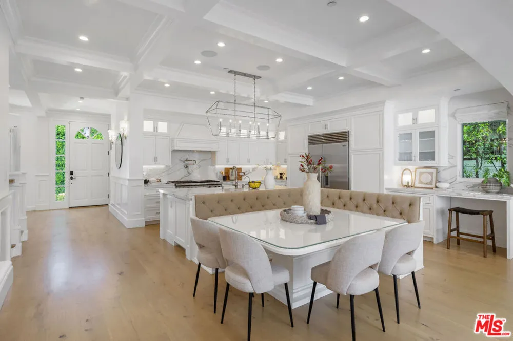 6227 W 5th Street Los Angeles, CA 90048