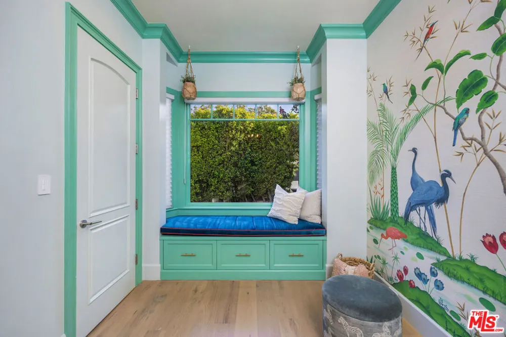 6227 W 5th Street Los Angeles, CA 90048