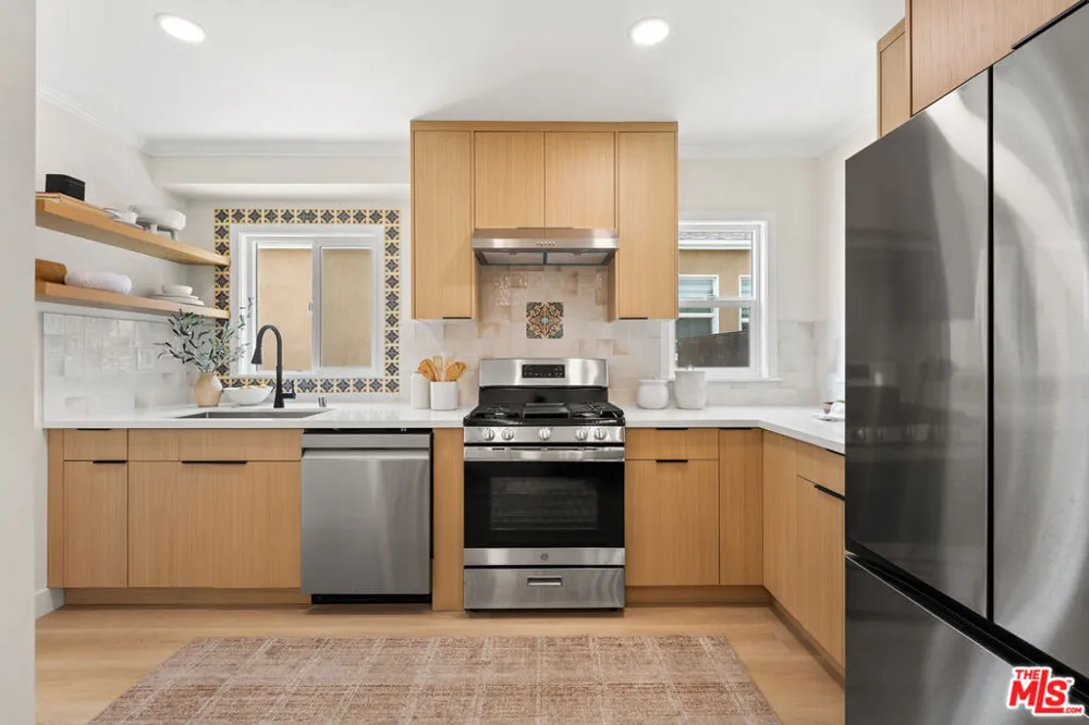 7820 Airlane Avenue Los Angeles, CA 90045