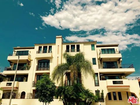 1310 Armacost Avenue #401