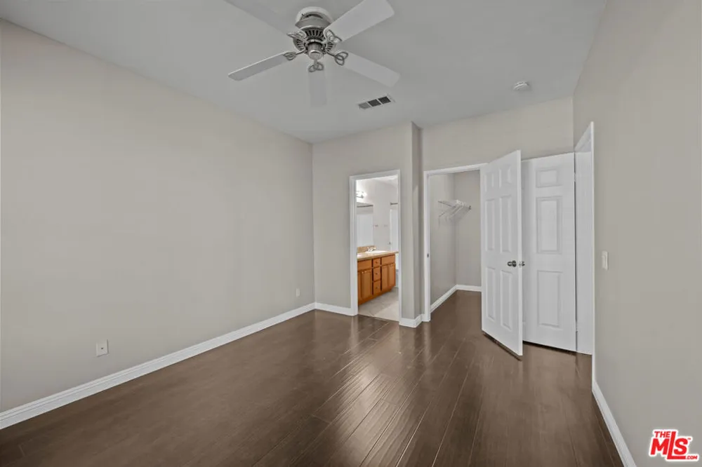 24136 Victoria Lane #23 Valencia, CA 91355