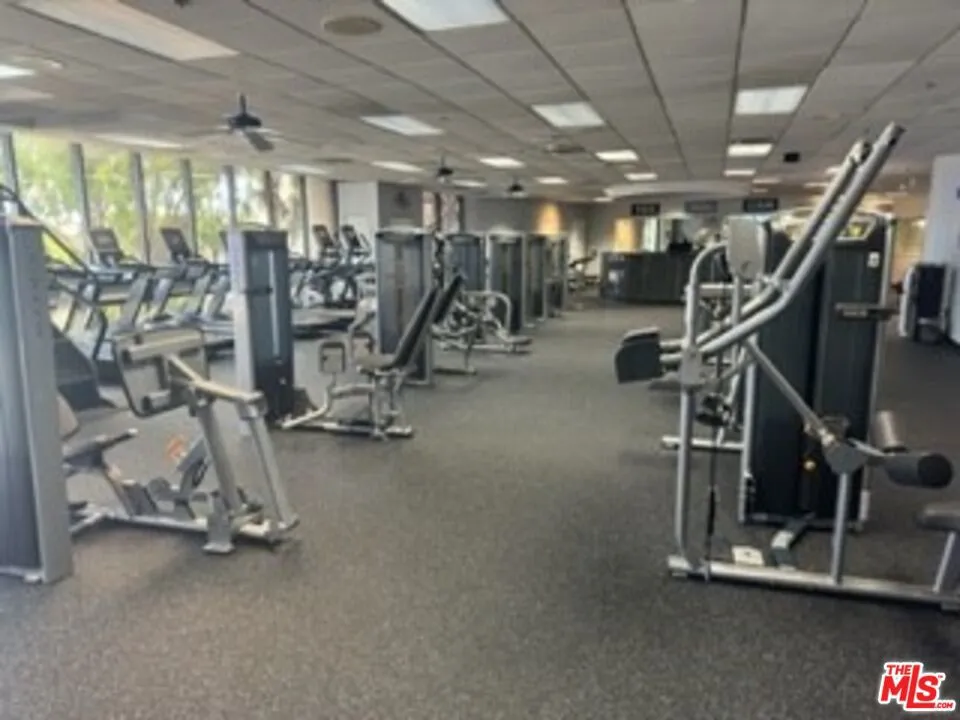4316 Marina City Drive #304G Marina del Rey, CA 90292