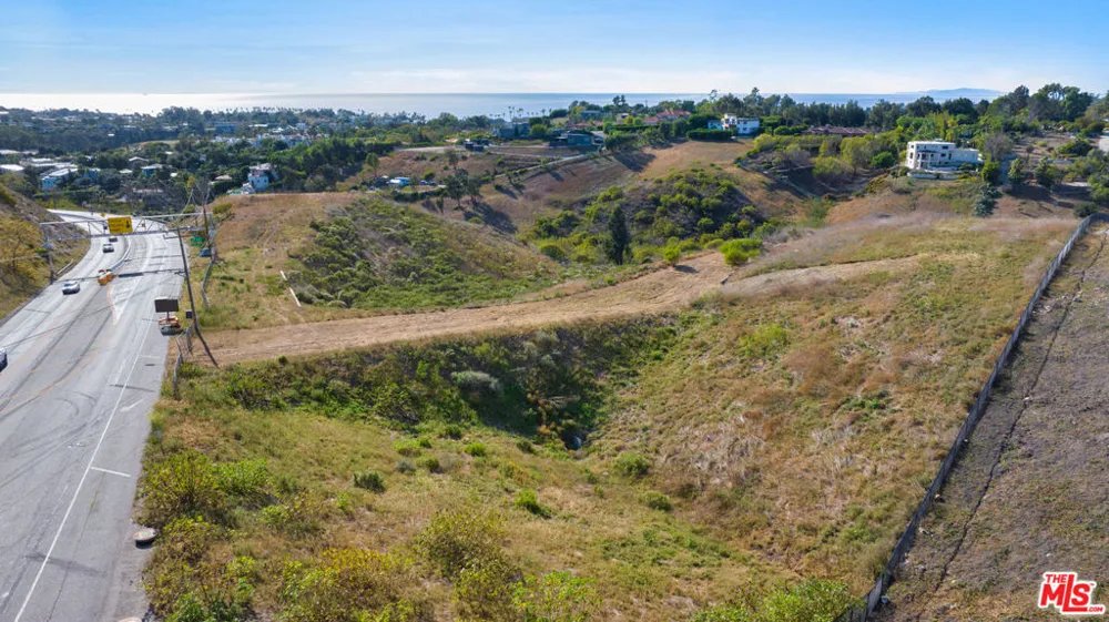 5981 Kanan Dume Road Malibu, CA 90265