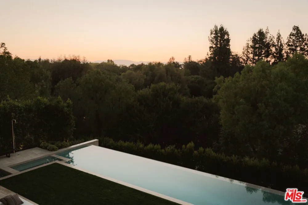 5350 Round Meadow Road Hidden Hills, CA 91302