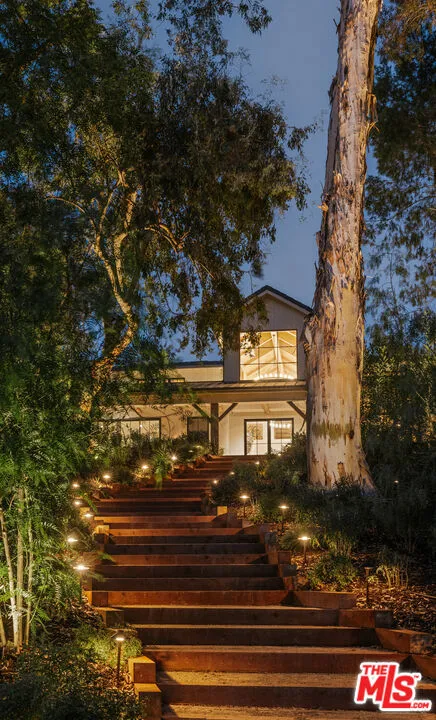 5350 Round Meadow Road Hidden Hills, CA 91302