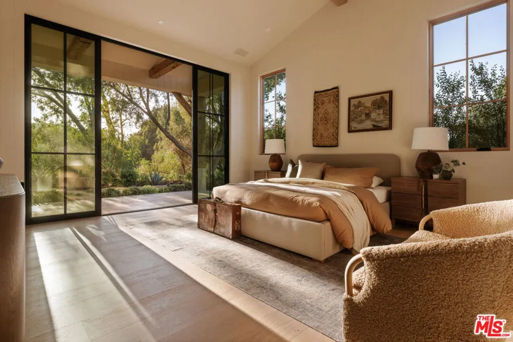 5350 Round Meadow Road Hidden Hills, CA 91302
