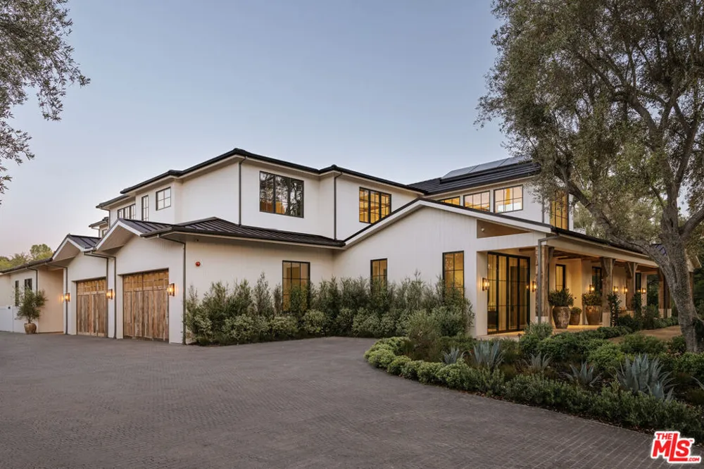 5350 Round Meadow Road Hidden Hills, CA 91302