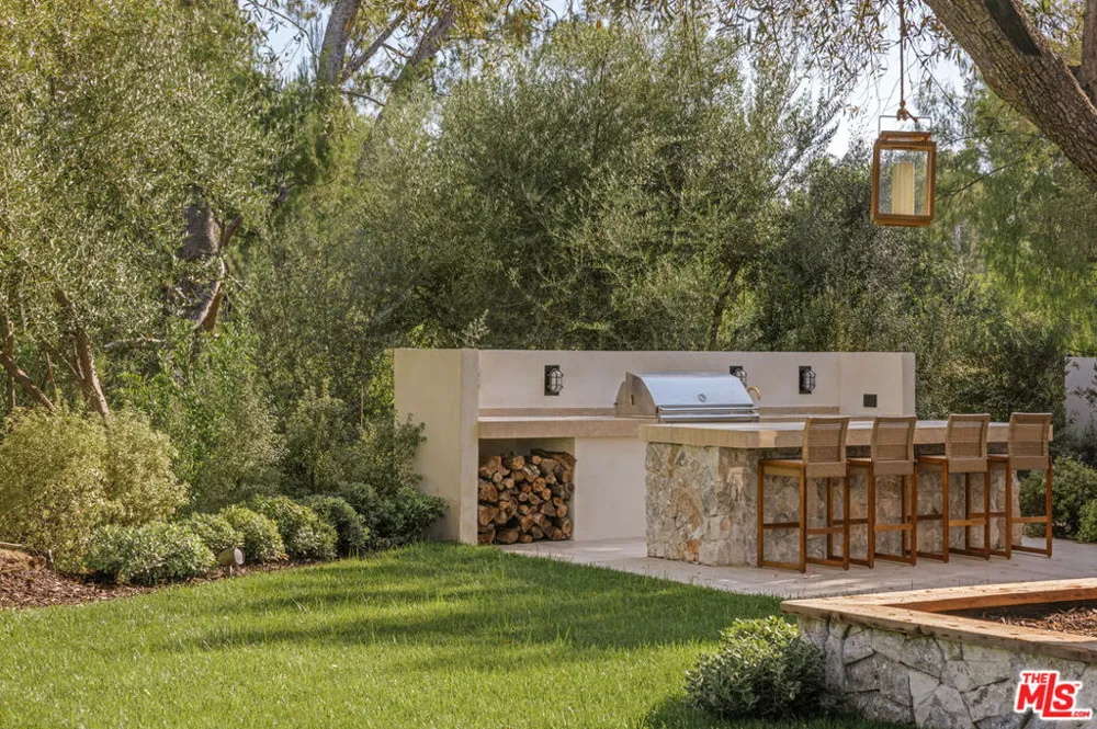 5350 Round Meadow Road Hidden Hills, CA 91302