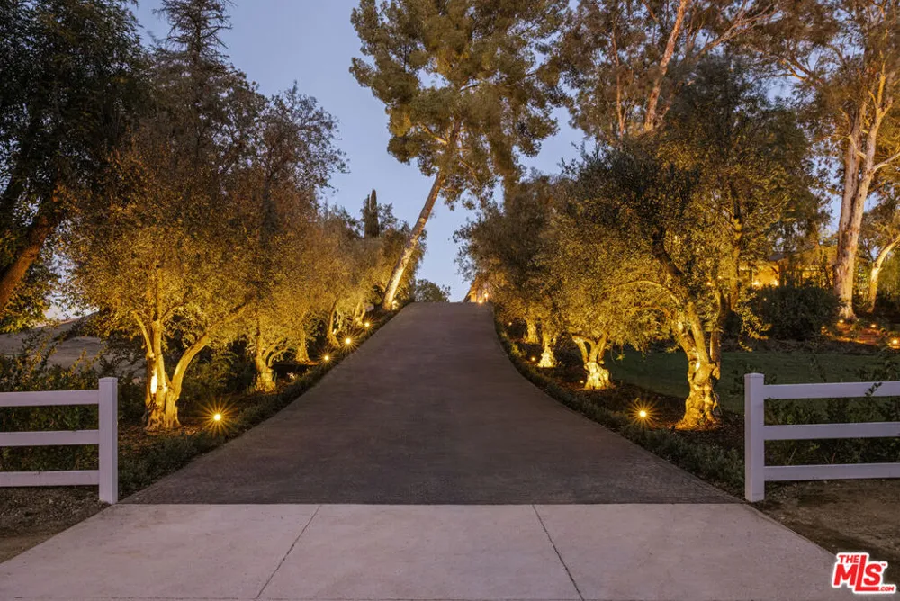 5350 Round Meadow Road Hidden Hills, CA 91302