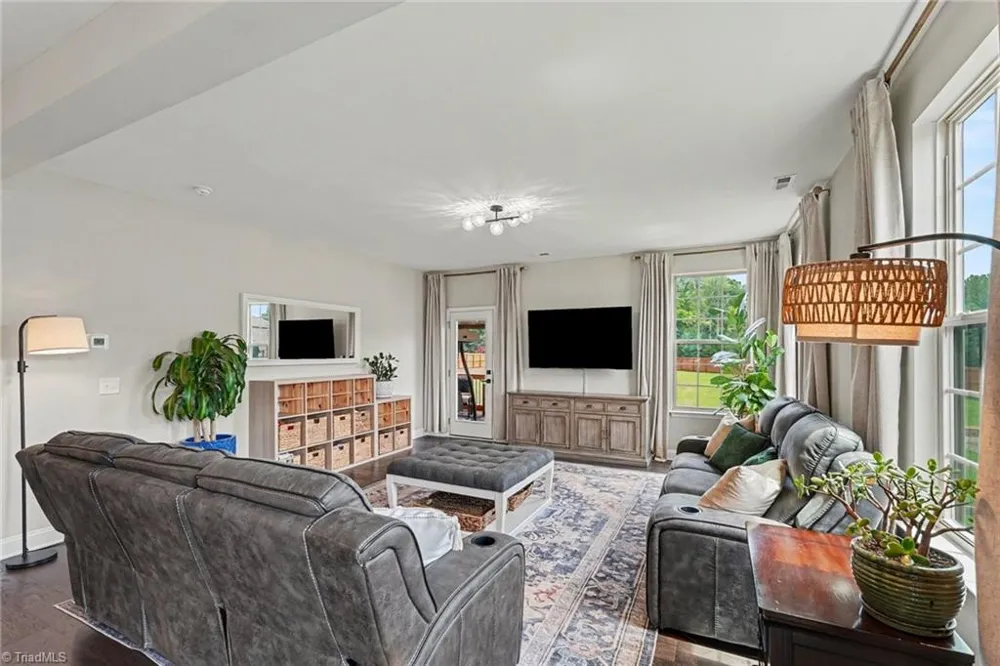 6475 Rogers Farm Road Pleasant Garden, NC 27313