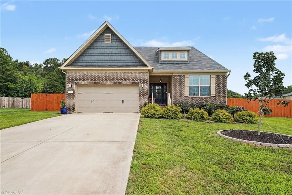 6475 Rogers Farm Road Pleasant Garden, NC 27313