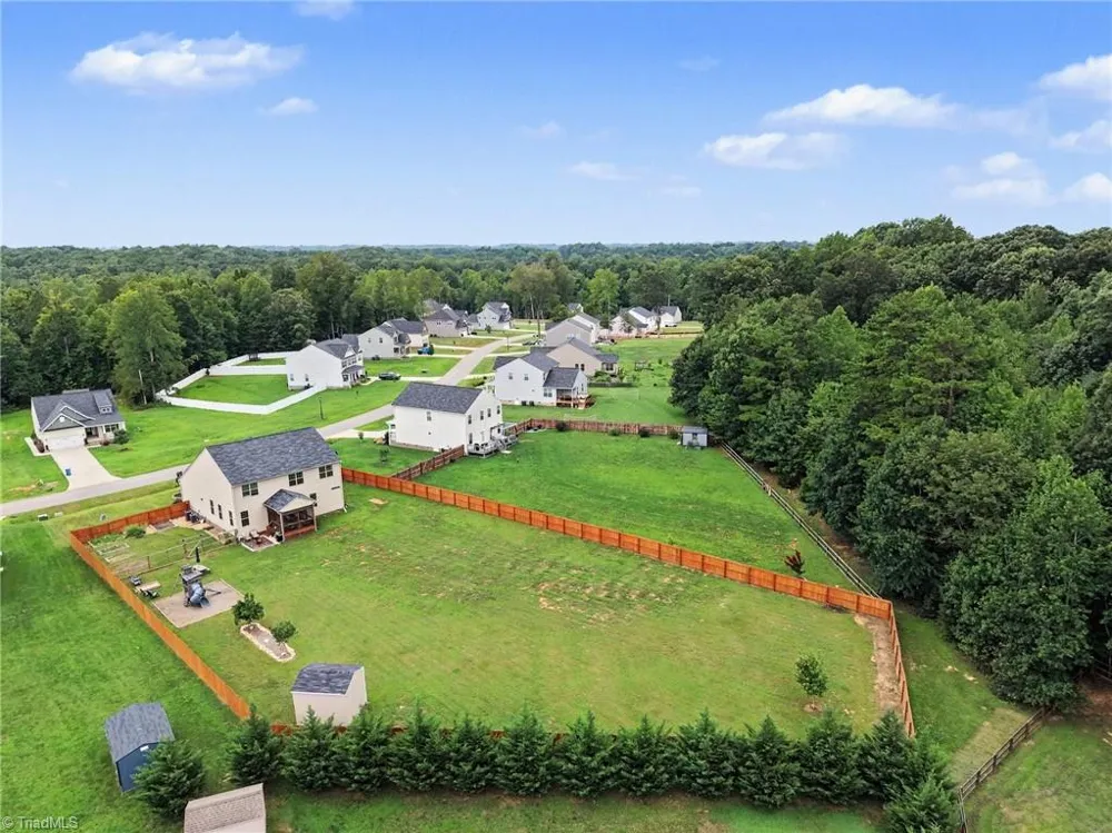 6475 Rogers Farm Road Pleasant Garden, NC 27313