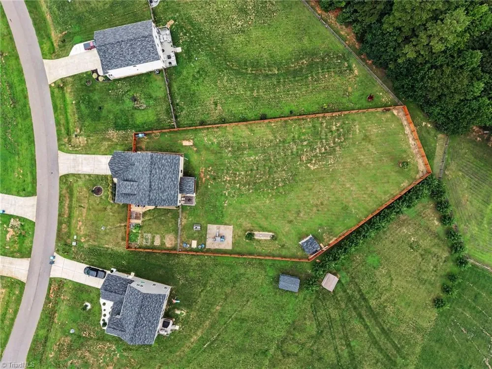 6475 Rogers Farm Road Pleasant Garden, NC 27313