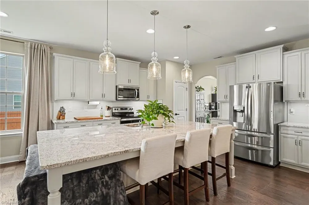 6475 Rogers Farm Road Pleasant Garden, NC 27313