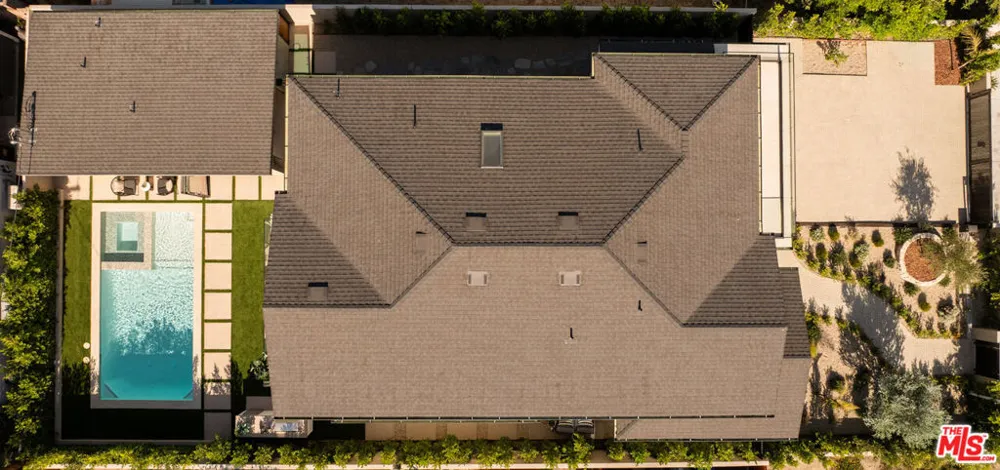 12427 Cumpston Street Los Angeles, CA 91607