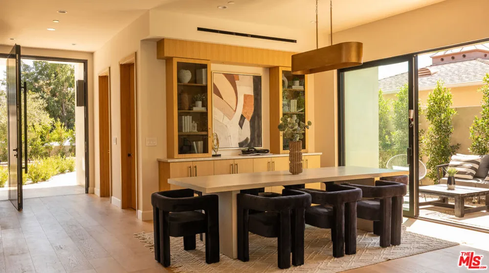 12427 Cumpston Street Los Angeles, CA 91607