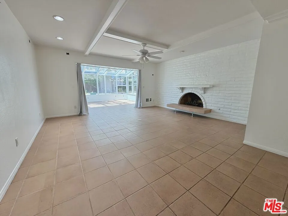 1615 Wellington Place Westlake Village, CA 91361