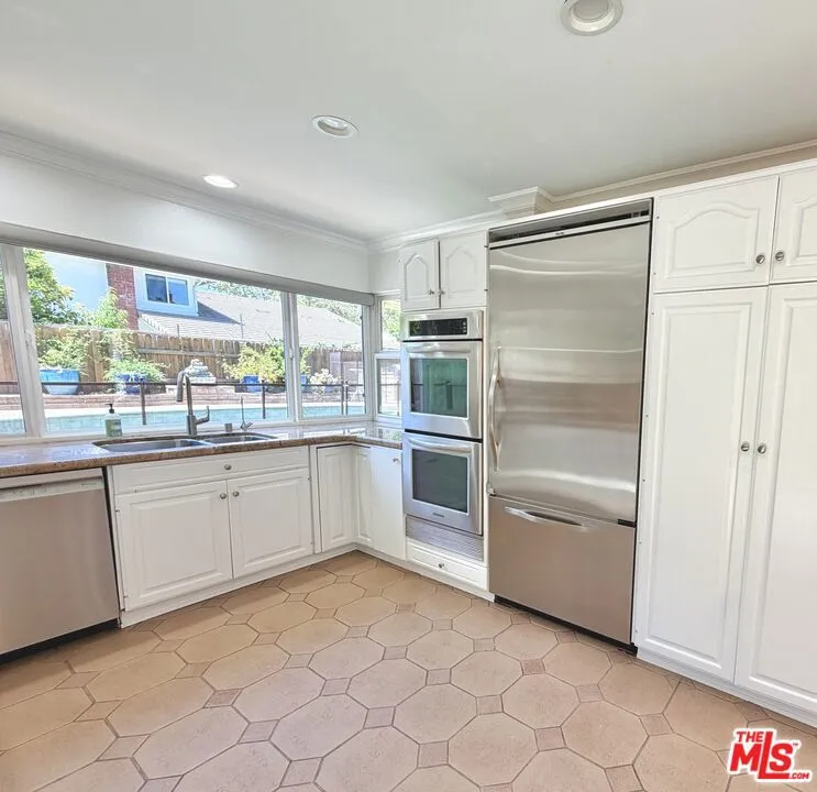 1615 Wellington Place Westlake Village, CA 91361
