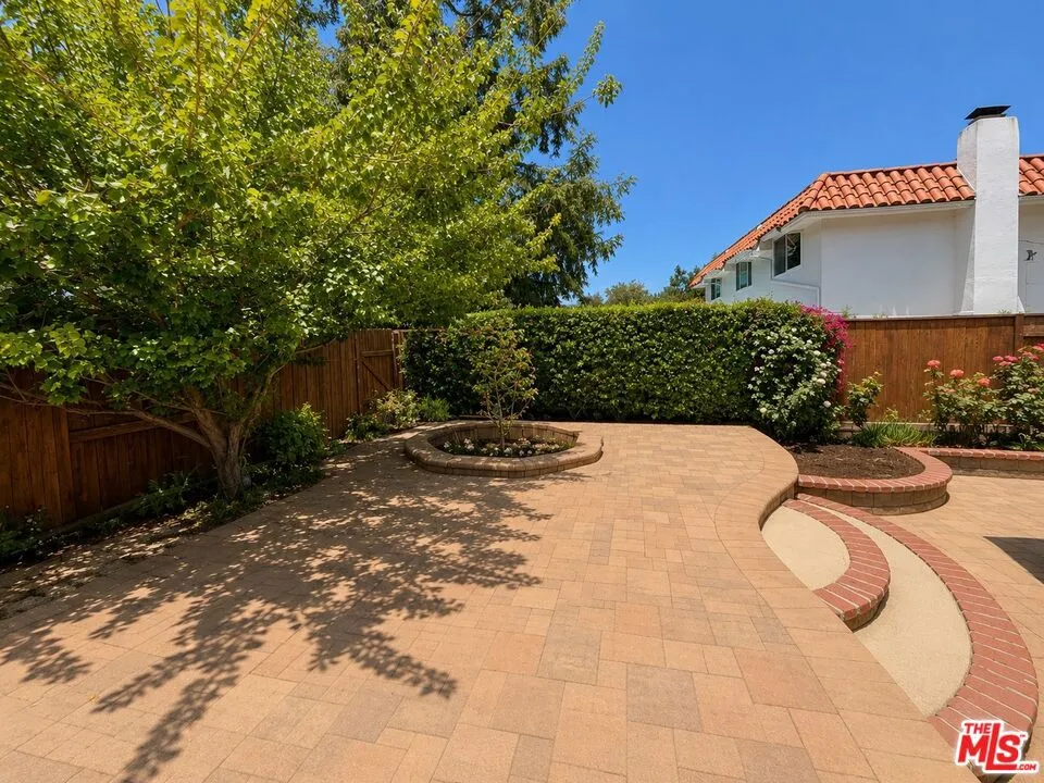 1615 Wellington Place Westlake Village, CA 91361