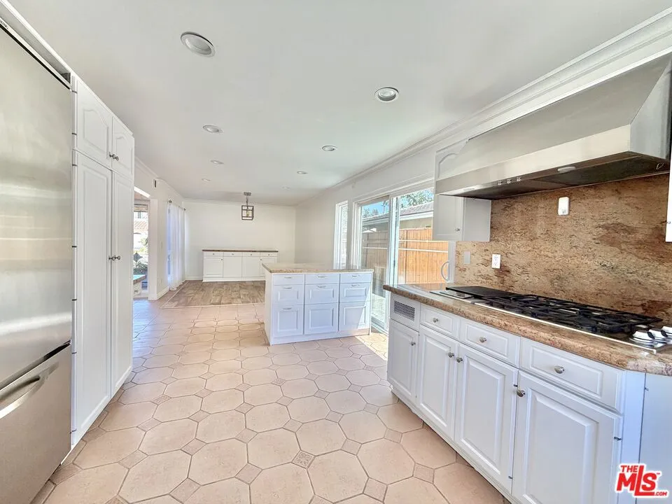 1615 Wellington Place Westlake Village, CA 91361