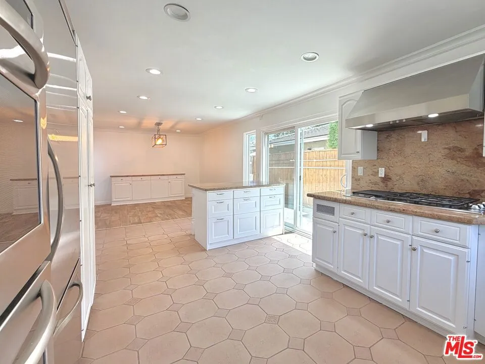 1615 Wellington Place Westlake Village, CA 91361