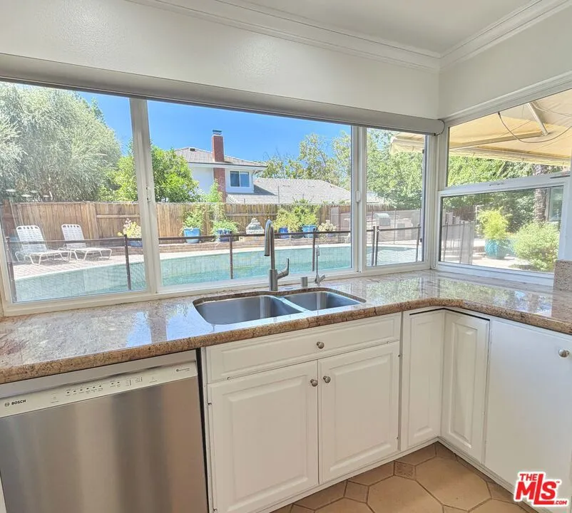 1615 Wellington Place Westlake Village, CA 91361