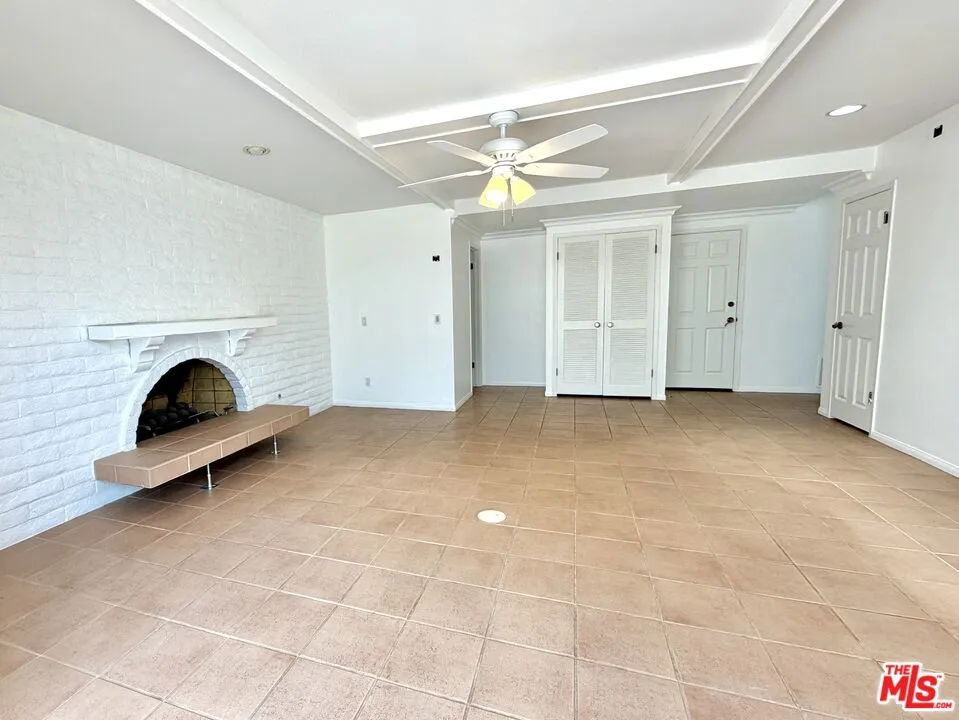 1615 Wellington Place Westlake Village, CA 91361