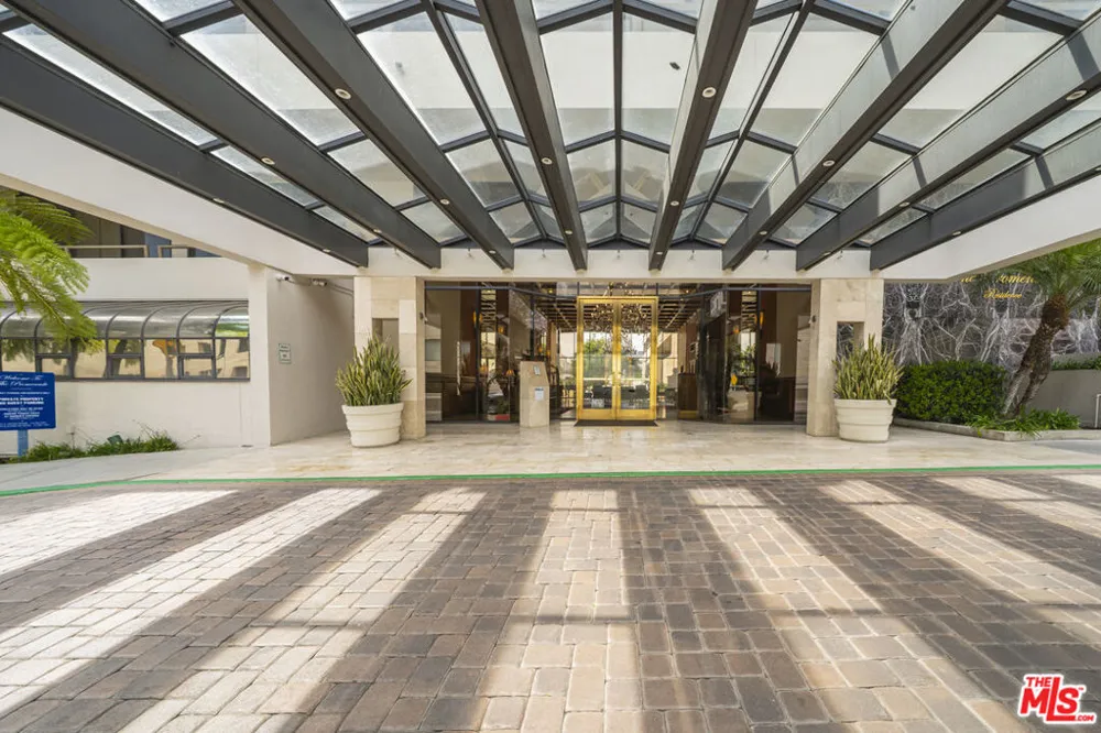 121 S Hope Street #517 Los Angeles, CA 90012