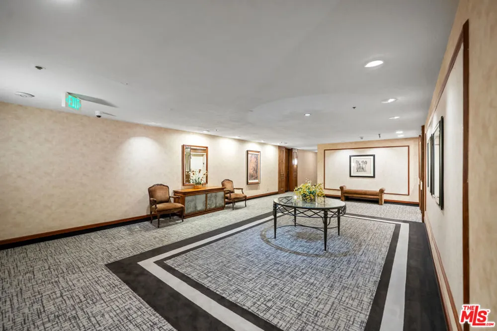 121 S Hope Street #517 Los Angeles, CA 90012