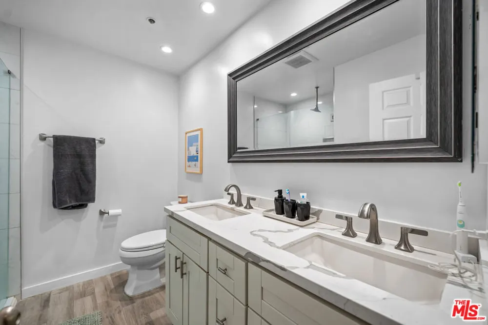 121 S Hope Street #517 Los Angeles, CA 90012