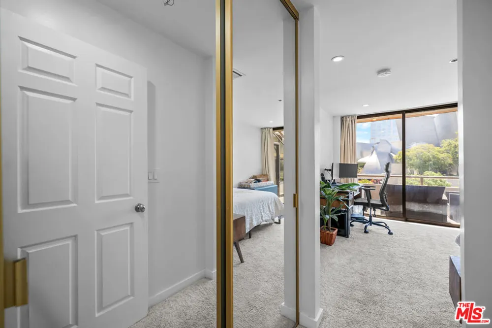 121 S Hope Street #517 Los Angeles, CA 90012
