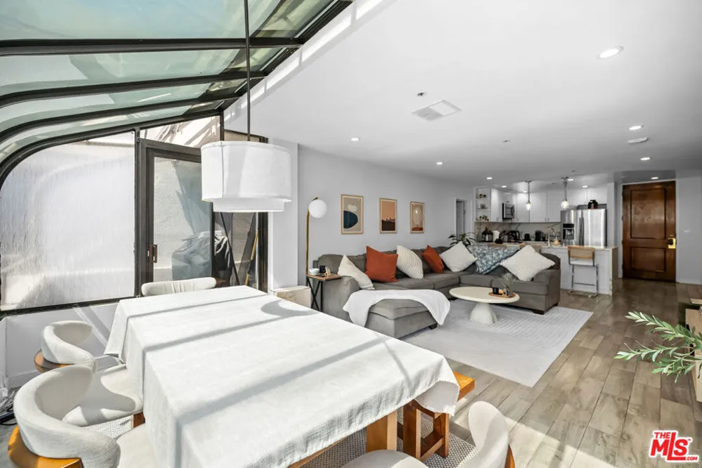 121 S Hope Street #517 Los Angeles, CA 90012