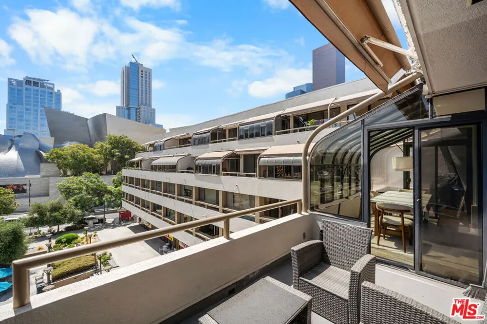 121 S Hope Street #517 Los Angeles, CA 90012