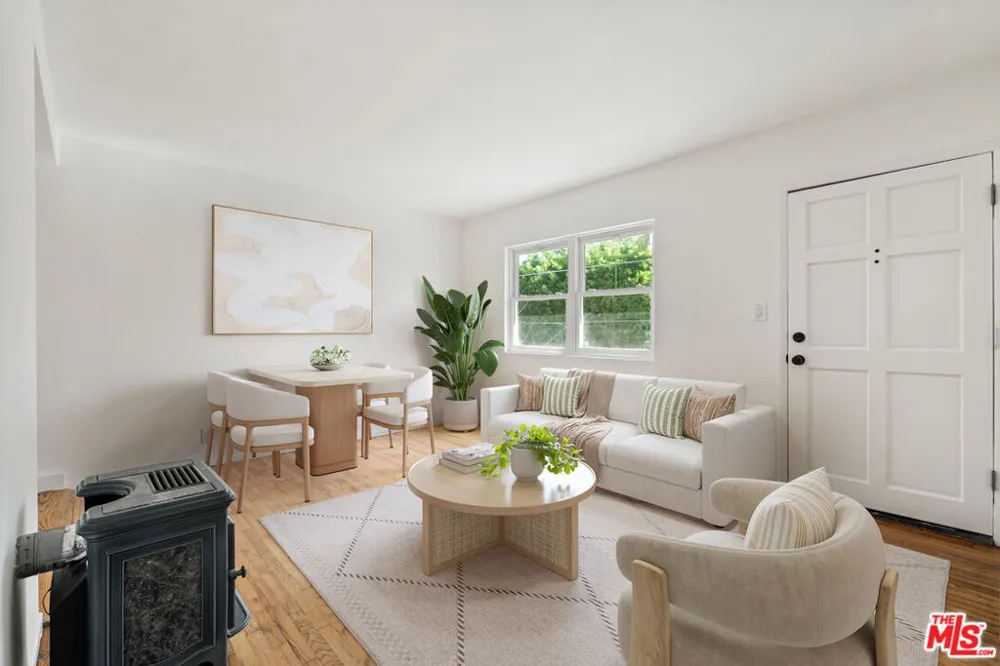 717 Raymond Avenue #3 Santa Monica, CA 90405
