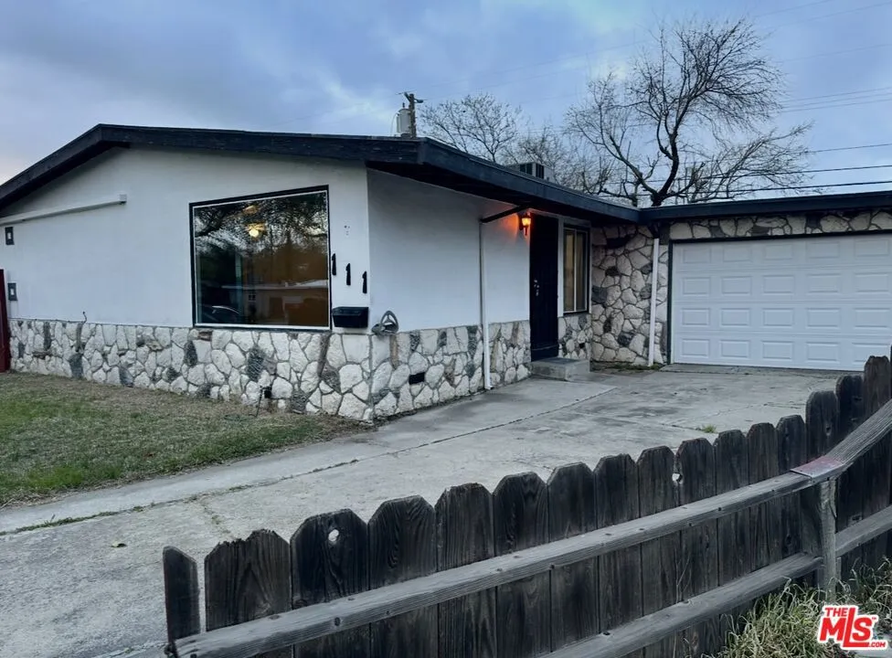 111 W 23 Rd Street Tracy, CA 95376