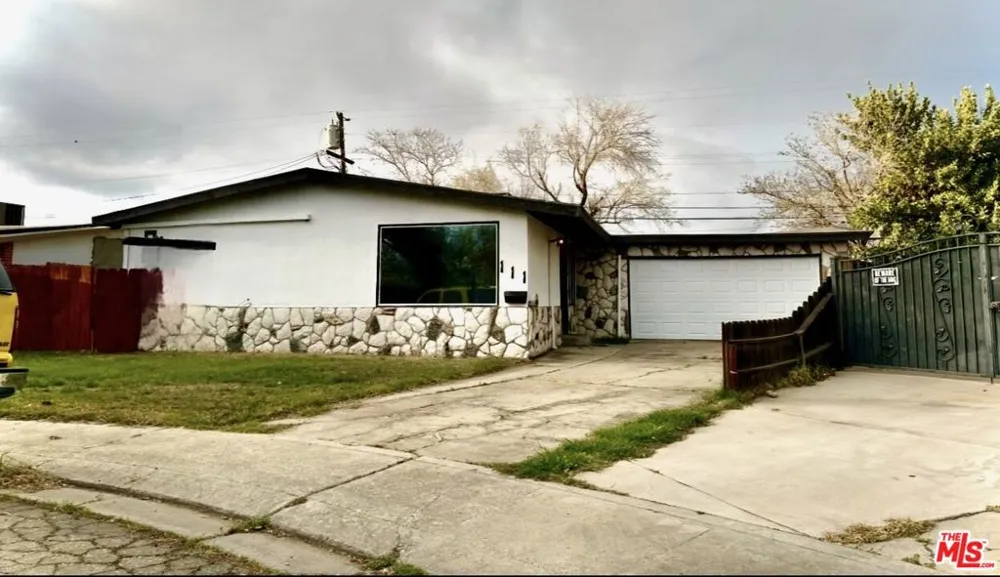 111 W 23 Rd Street Tracy, CA 95376