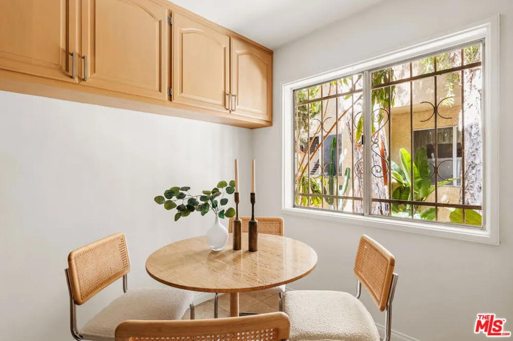 2225 20th Street #2 Santa Monica, CA 90405