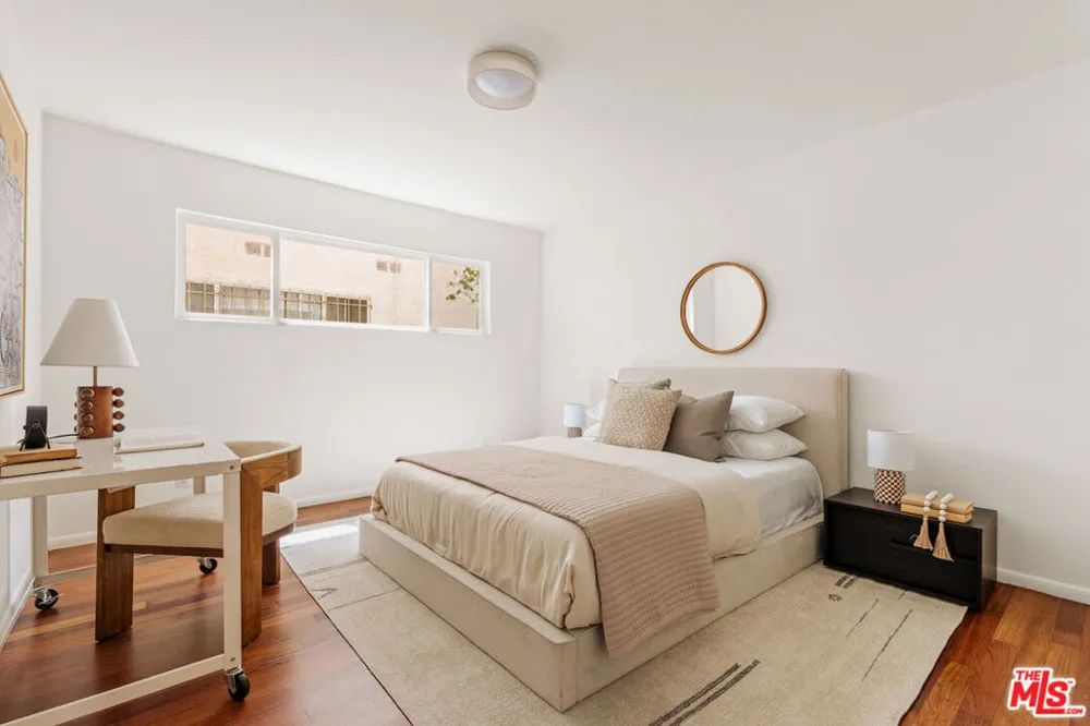 2225 20th Street #2 Santa Monica, CA 90405