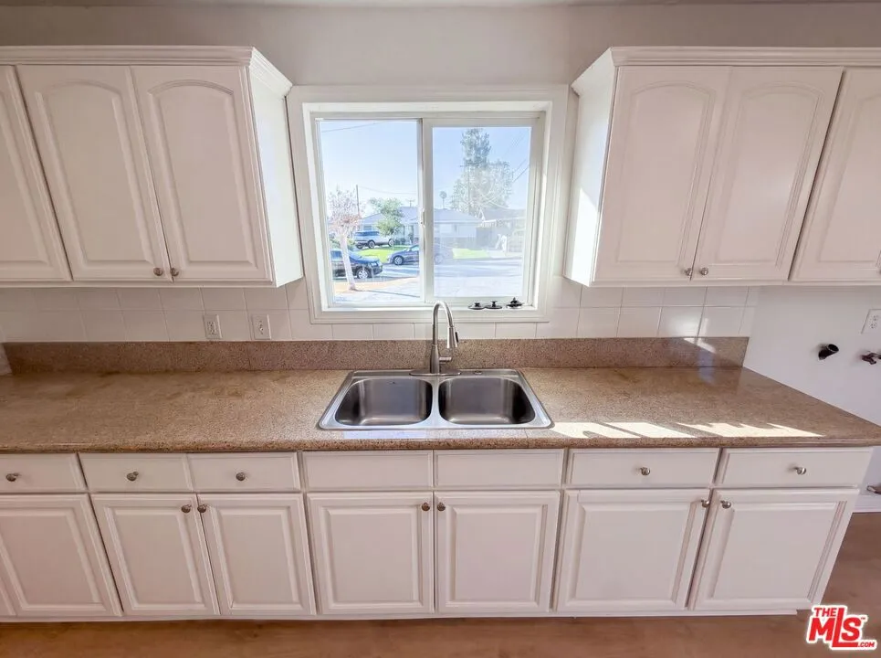 17138 Gumbiner Drive La Puente, CA 91744