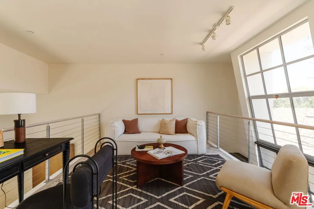 1254 24th Street #2 Santa Monica, CA 90404