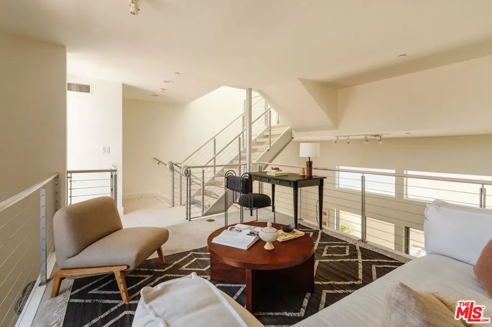 1254 24th Street #2 Santa Monica, CA 90404