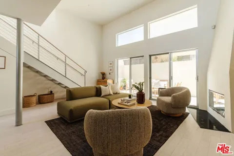 1254 24th Street #2
