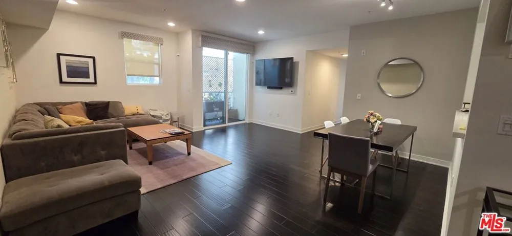436 S Virgil Avenue #209 Los Angeles, CA 90020