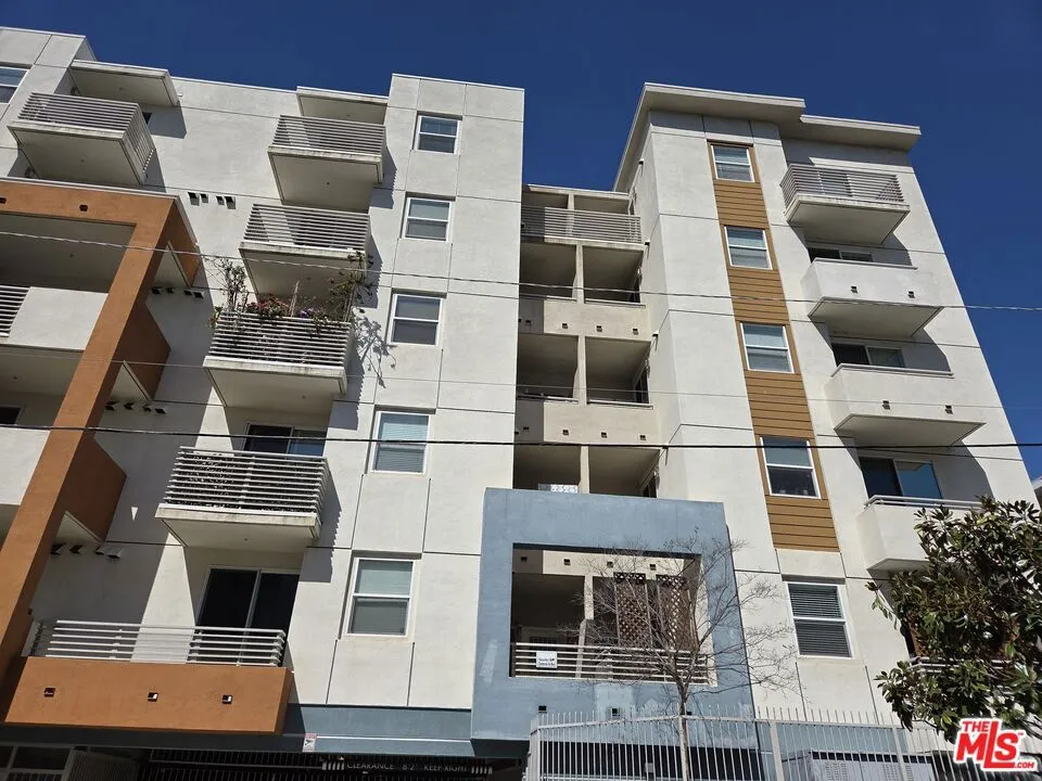 436 S Virgil Avenue #209 Los Angeles, CA 90020