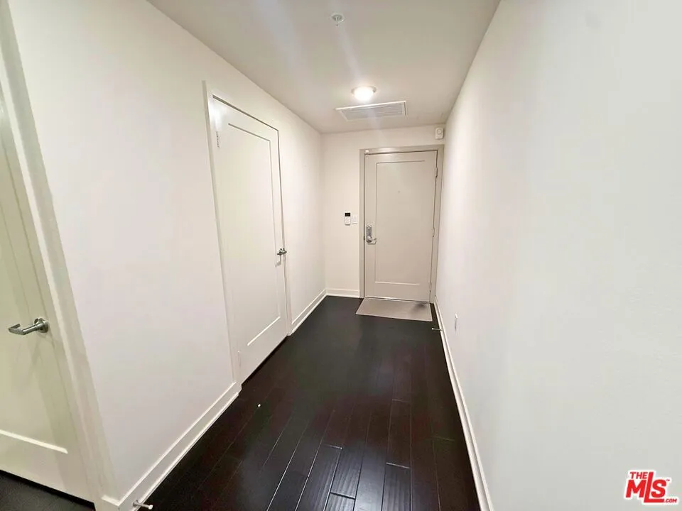 436 S Virgil Avenue #209 Los Angeles, CA 90020