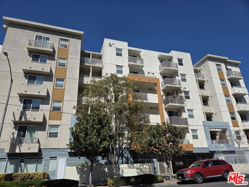 436 S Virgil Avenue #209 Los Angeles, CA 90020