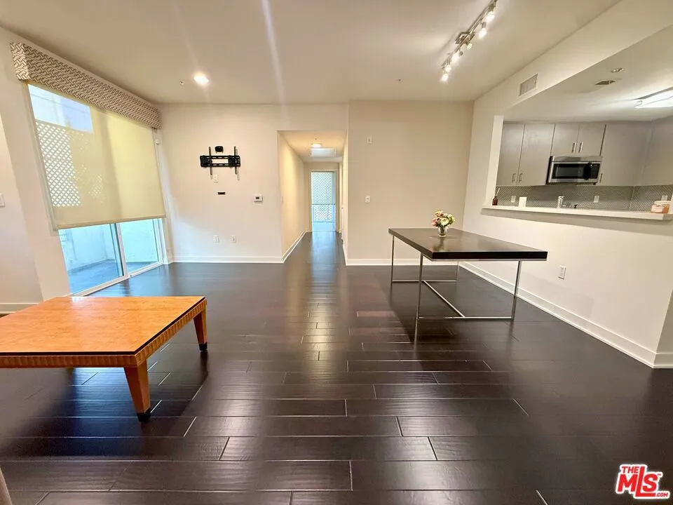 436 S Virgil Avenue #209 Los Angeles, CA 90020