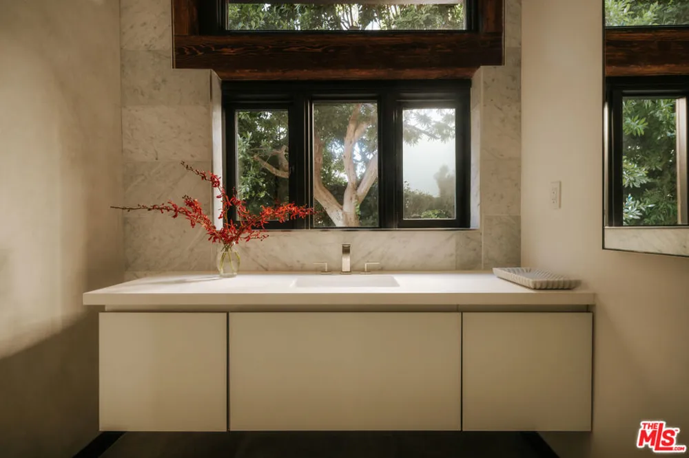 30464 Morning View Drive Malibu, CA 90265