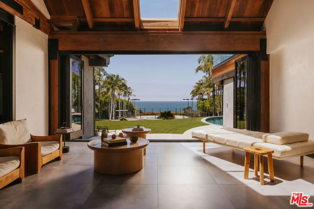 30464 Morning View Drive Malibu, CA 90265